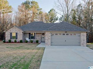 18202 Upland Trl, Athens, AL 35613