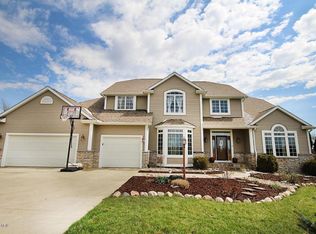 26381 Penny Ln, Cassopolis, MI 49031