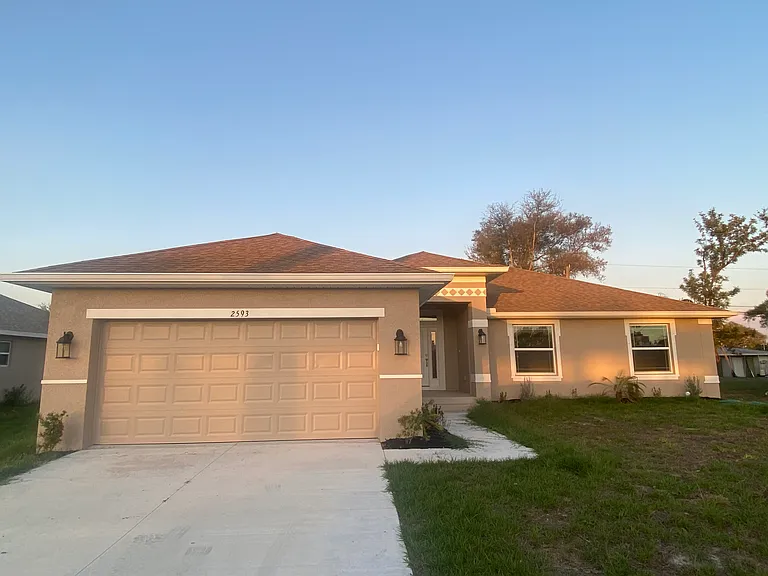 2593 Englewood Rd — Photo 24