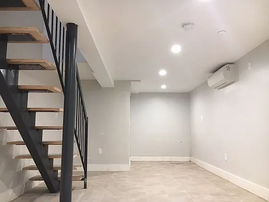 Rented by Nooklyn NYC LLC | media 48