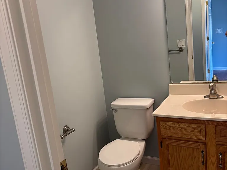 2153 Penn St — Photo 9