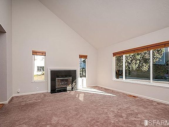 3rd image of 214 Winwood Ave
