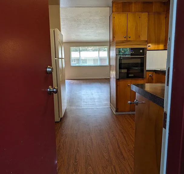 West Slope Apartments — Photo 104
