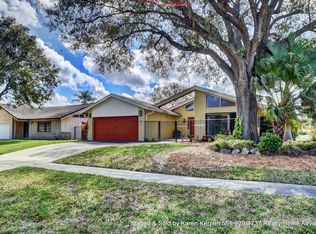 6082 Amberwoods Dr, Boca Raton, FL 33433