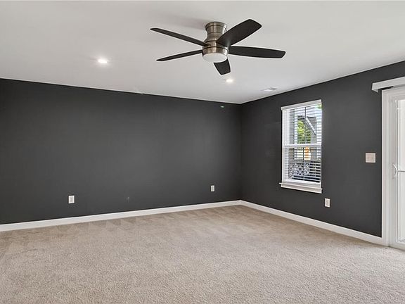 4th image of 459 Westport St