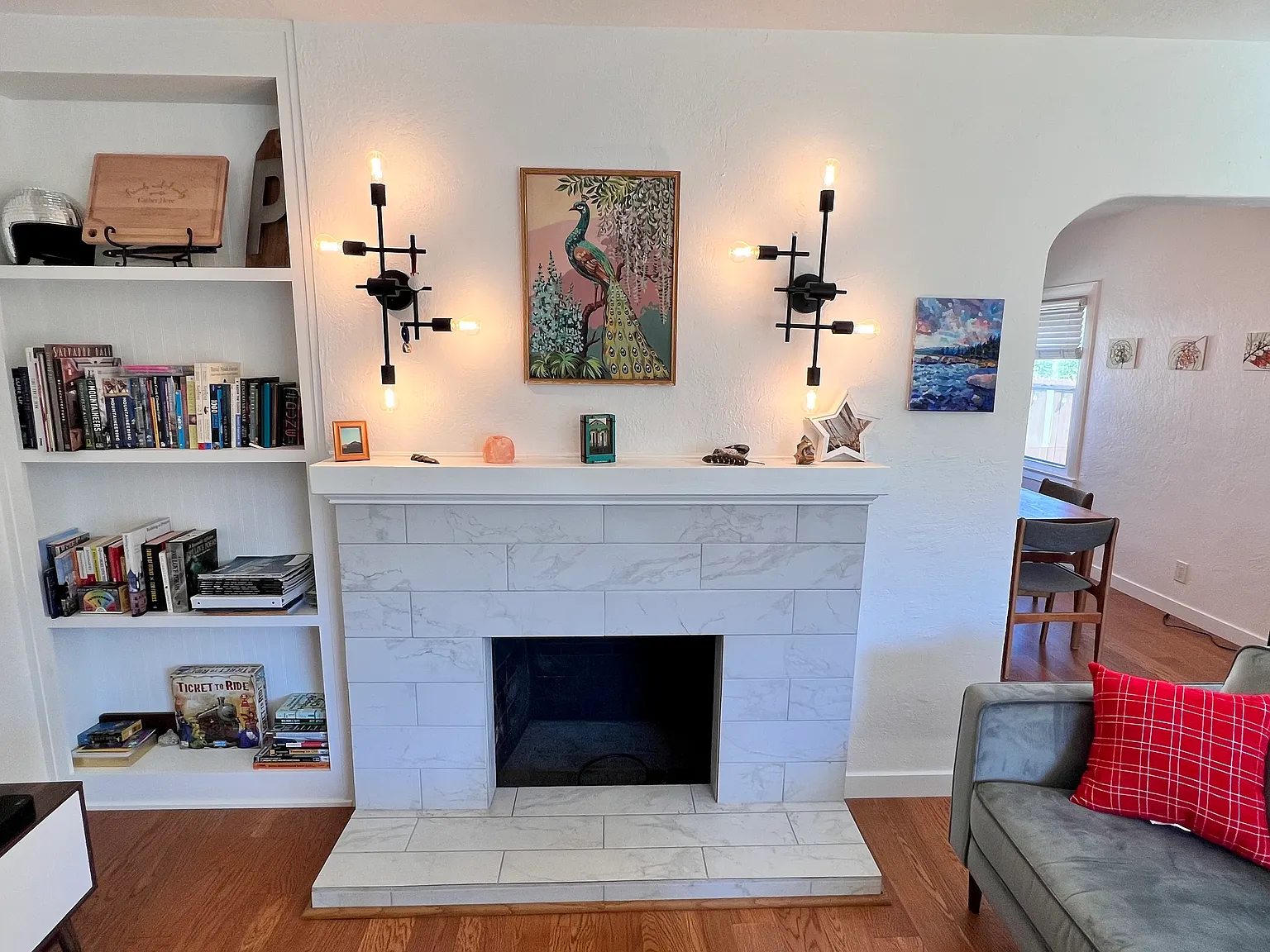 2 bed, 1.5 bath, 933 sqft, $2,700 — Photo 4