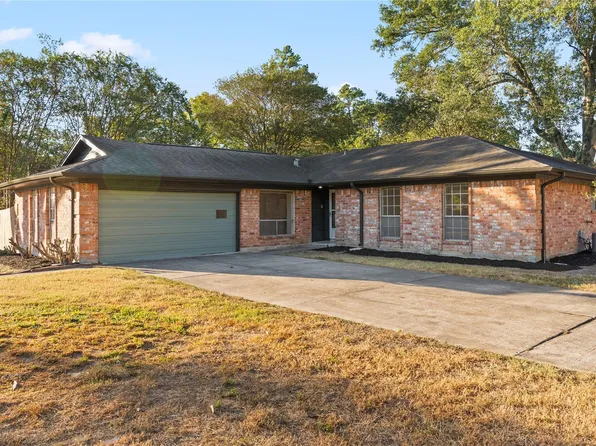 19415 Enchanted Oaks Dr, Spring, TX 77388