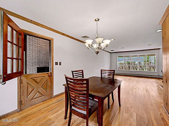 4th image of 54 Merriman Rd