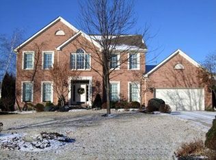 9703 Amberwood Ct, Loveland, OH