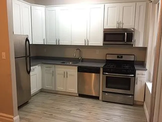 Rented by HFF Realty LLC | media 11