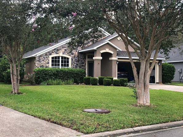 1665 Austin Ln