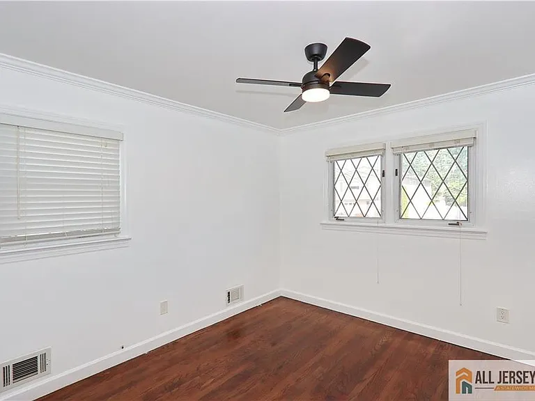 1299 Kline Pl — Photo 21