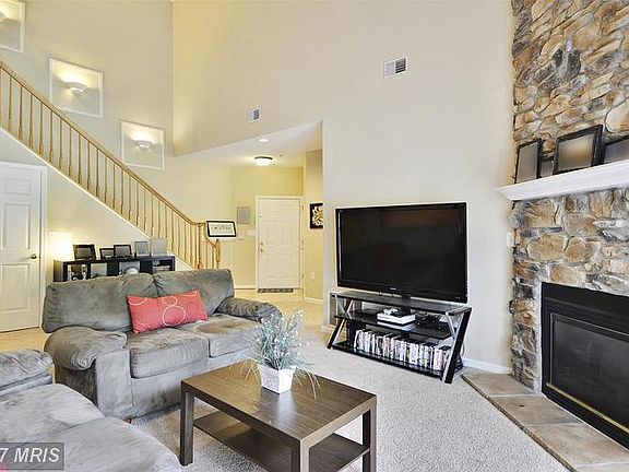 3rd image of 2496 Amber Orchard Ct E Unit 303