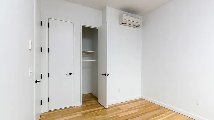 Rented by Nooklyn NYC LLC | media 20