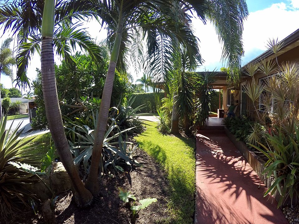 1st image of 209 NW 24th St