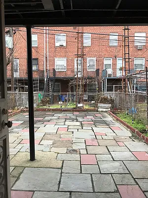 Rented by Prime Realty | media 22