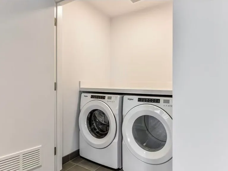 188 Bellevue Way NE #308 — Photo 16