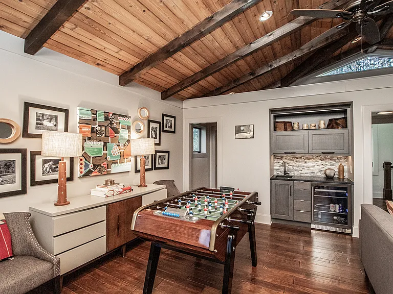 3911 Lakeside Dr — Photo 39