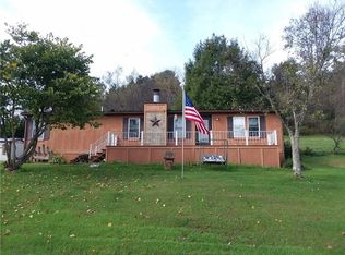 745 Mallard Dr, Apollo, PA 15613