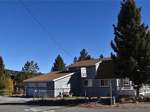 2nd image of 2201 Mahogany Ln