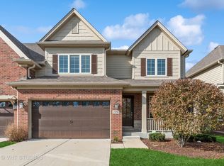 2351 Kingsley Ct, Naperville, IL 60565