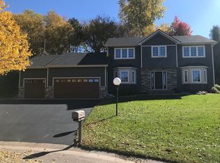 1600 Johnson Dr, Stillwater, MN 55082