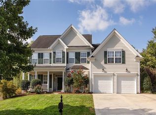 1977 Woodstream Rd, Harrisburg, NC 28075