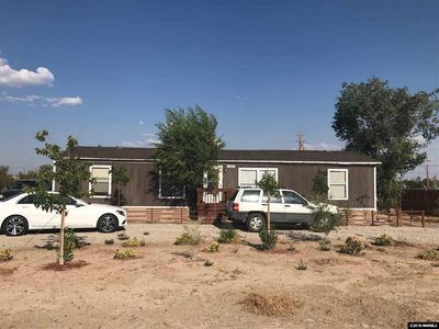 2580 Rawhide St, Silver Springs, NV, 89429