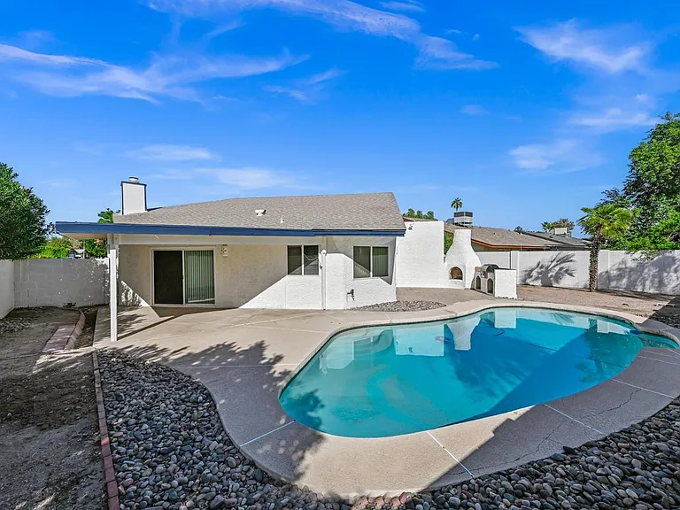 7725 E Rovey Ave — Photo 25