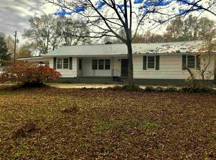 1917 McCluney St, Gadsden, AL 35903