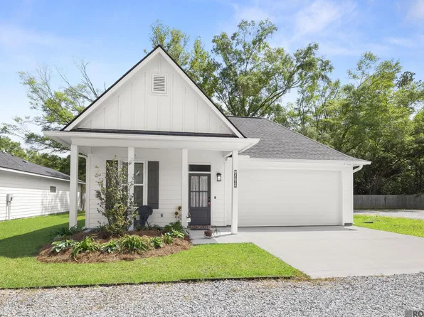 10782 Sage Dr, Walker, LA 70785