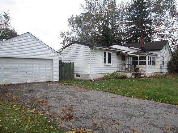 Hill Street Entrance with garage