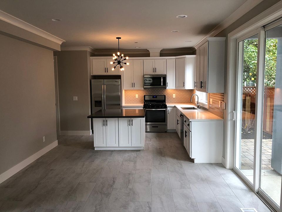 1st image of 438 Rose Ave
