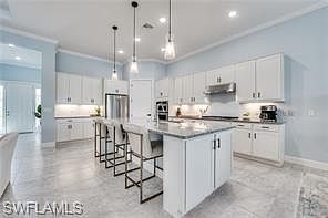 5th image of 9741 Everglades Dr