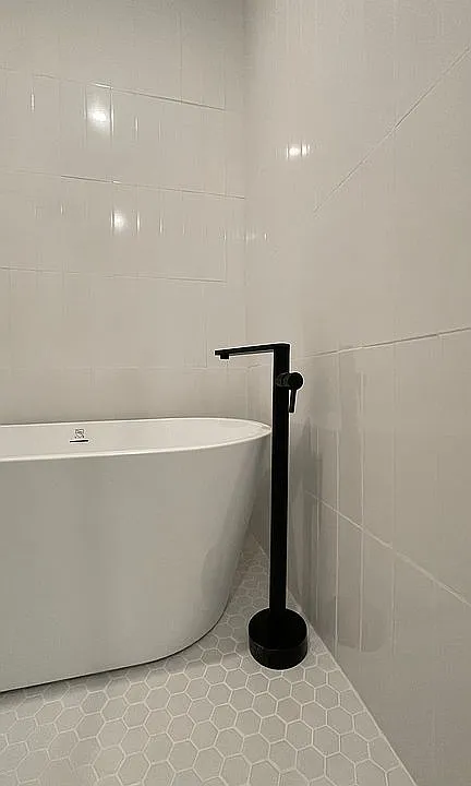 1255 Bath