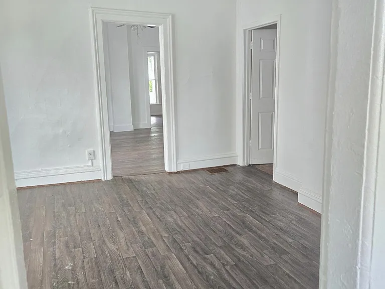 1445 Milburn Ave — Photo 5