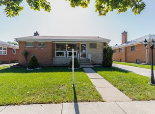 7155 W Wright Ter, Niles, IL 60714