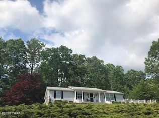 102 Oak Ct, Milford, PA 18337