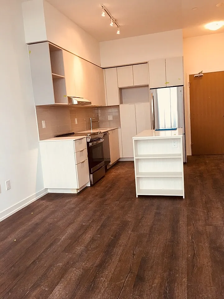 1 bed, 626 sqft, $2,200 — Photo 3