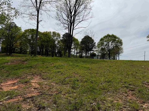 1 Beaver Creek Rd, Holly Pond, AL 35083