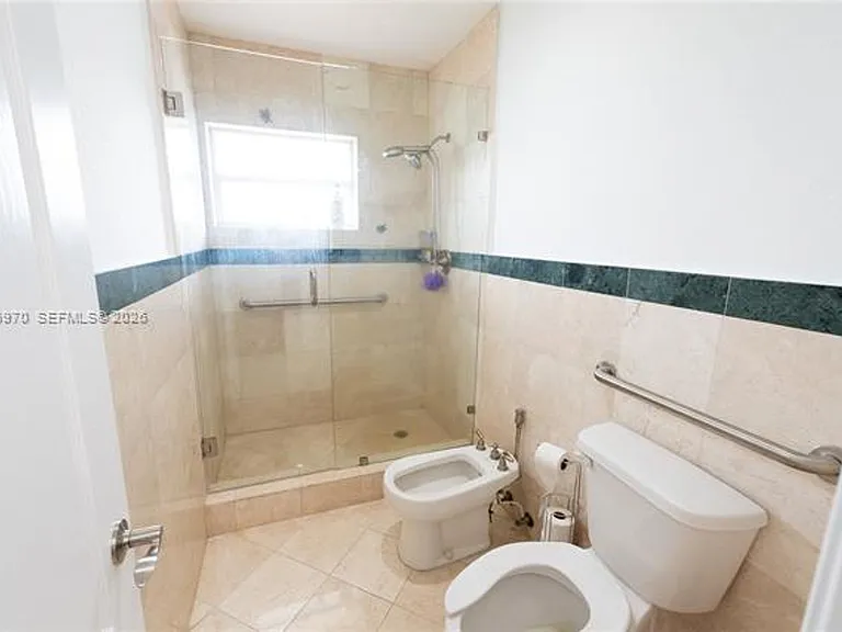 12040 SW 43rd St #12040 — Photo 32