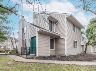 305-9451 Hunters Creek Dr #305, Cincinnati, OH 45242