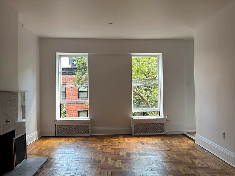 51 Remsen St #4R — Photo 1