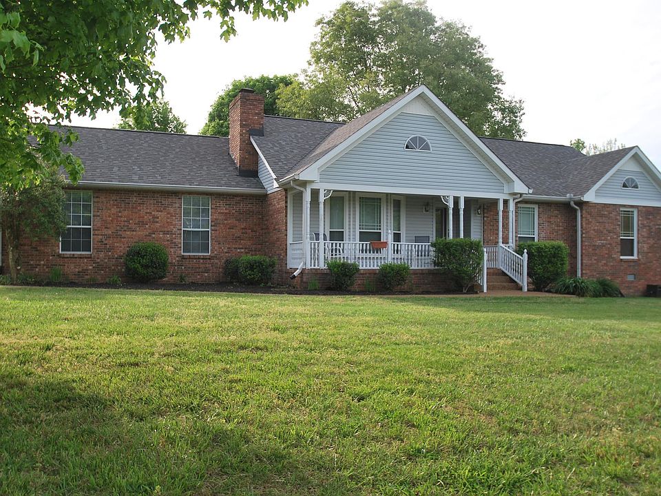 1st image of 701 Amy Ct