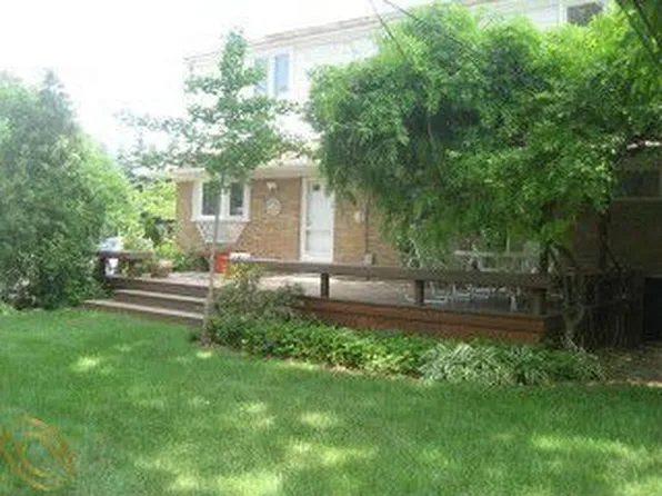 895 Highview St, Dearborn, MI 48128