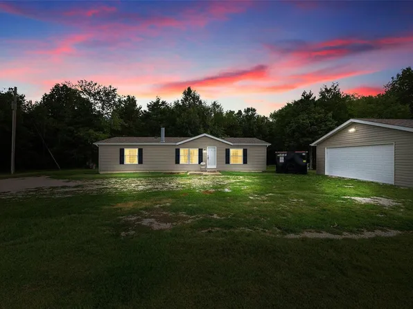 696 Highway Ee, Winfield, MO 63389