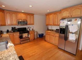 14 Bridge St, Danvers, MA 01923