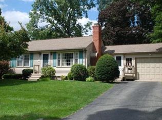 38 Endicott St, Springfield, MA 01118