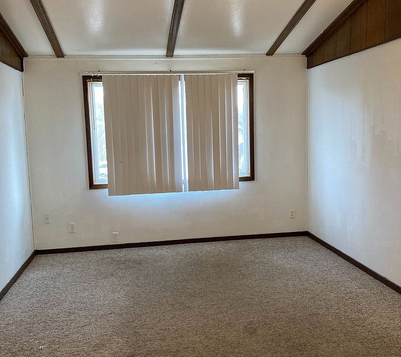2nd image of 1202 S 12th Ave APT 1212-2