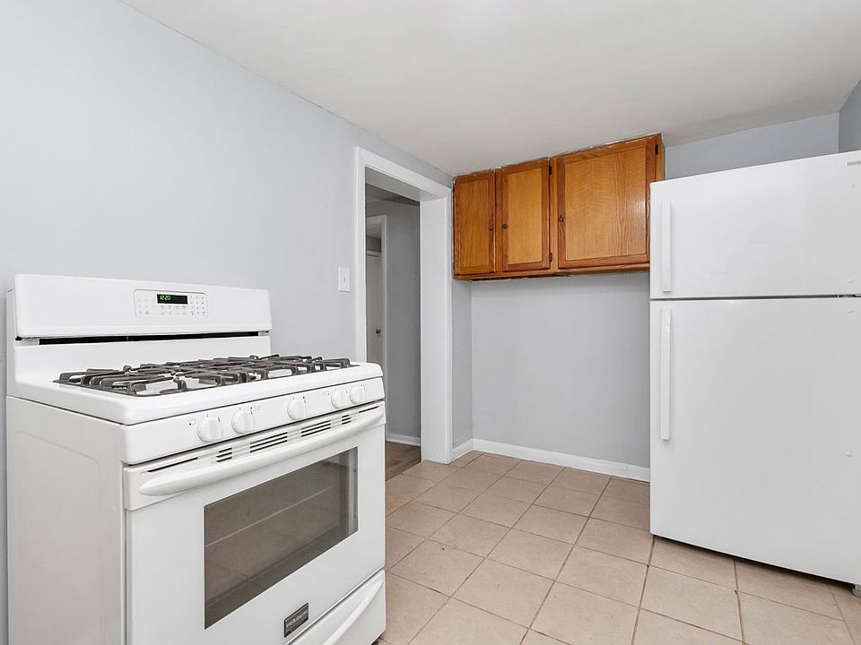1st image of 8007 S Eberhart Ave